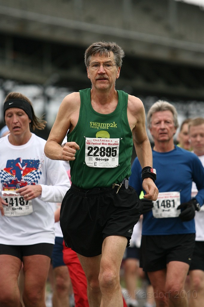 Indy Mini-Marathon 2010 353.jpg